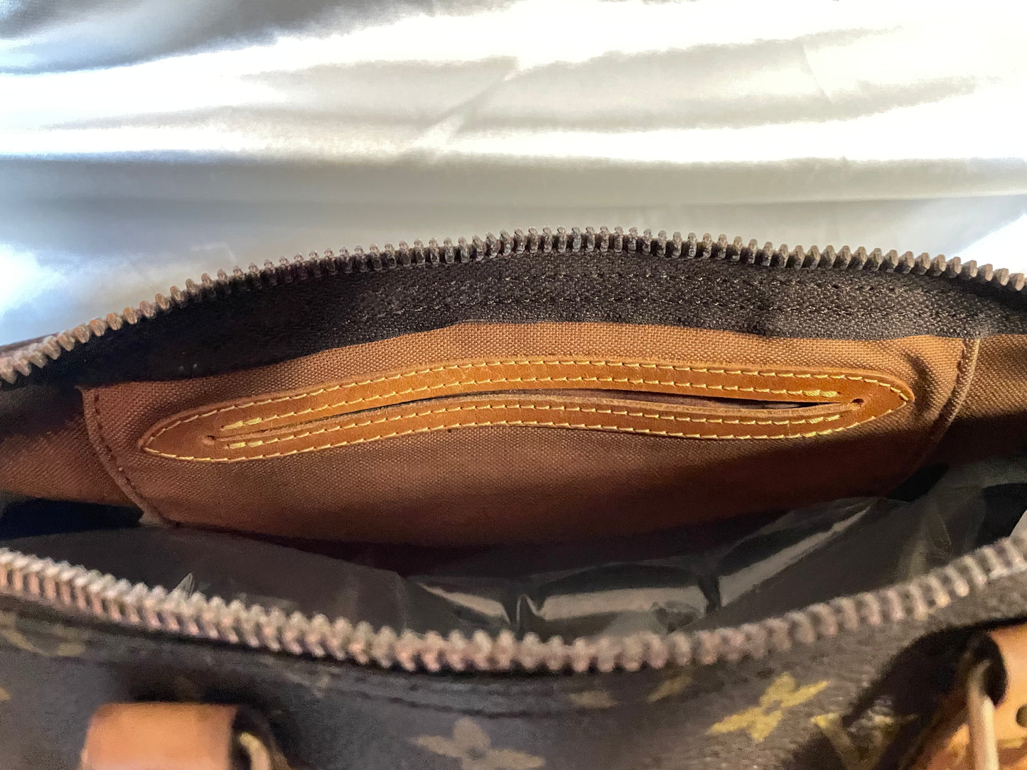 Louis Vuitton Speedy 35 Brown Monogram